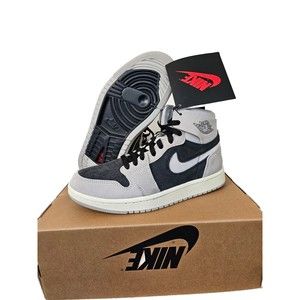 New WOMENS AIR JORDAN 1 ZOOM CMFT 2_LT IRON ORE/NEUTRAL GREY DV1305-001-SIZE 7.5